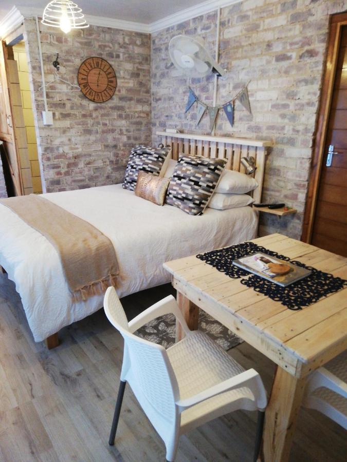 Pillow Place بارايس المظهر الخارجي الصورة